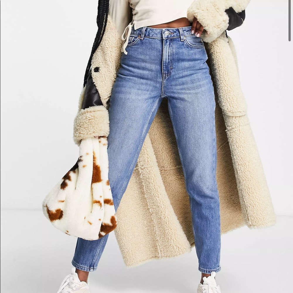 Topshop light wash mom jeans 24w 34 length